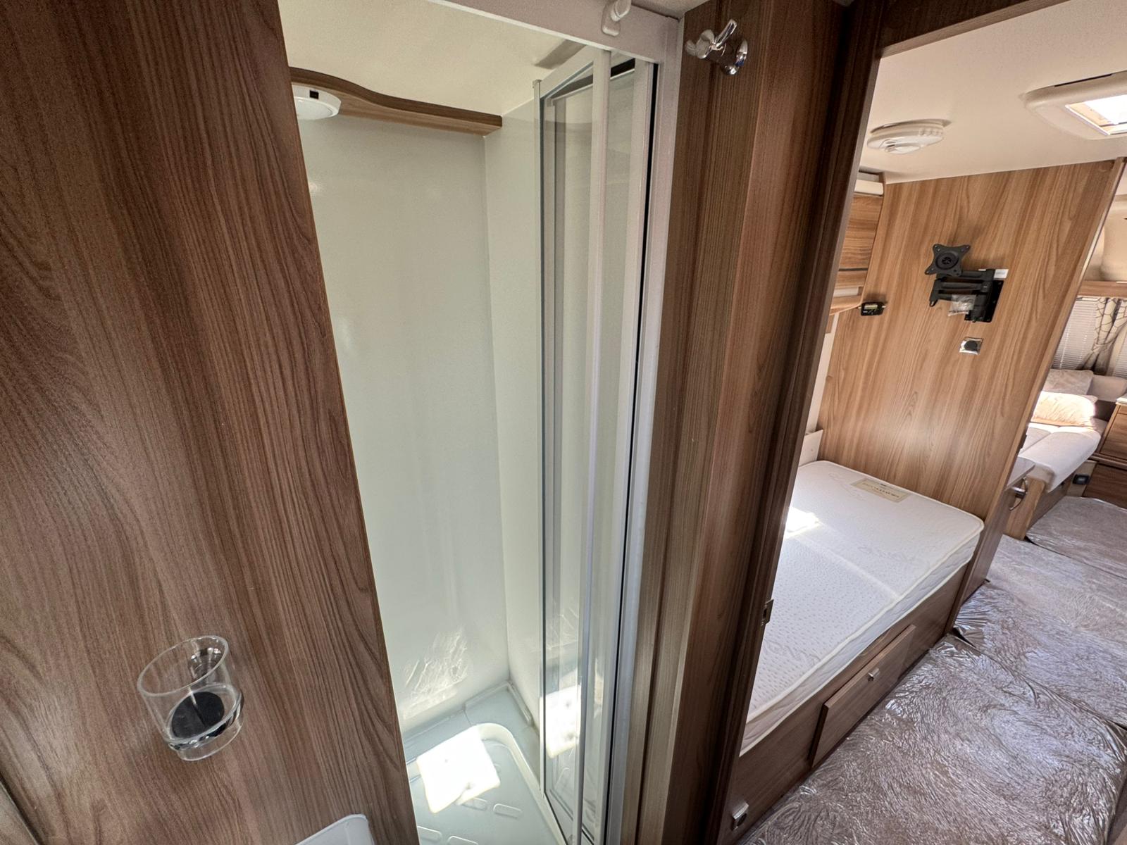 Swift Challenger 565- 2019 Caravan - Image 26