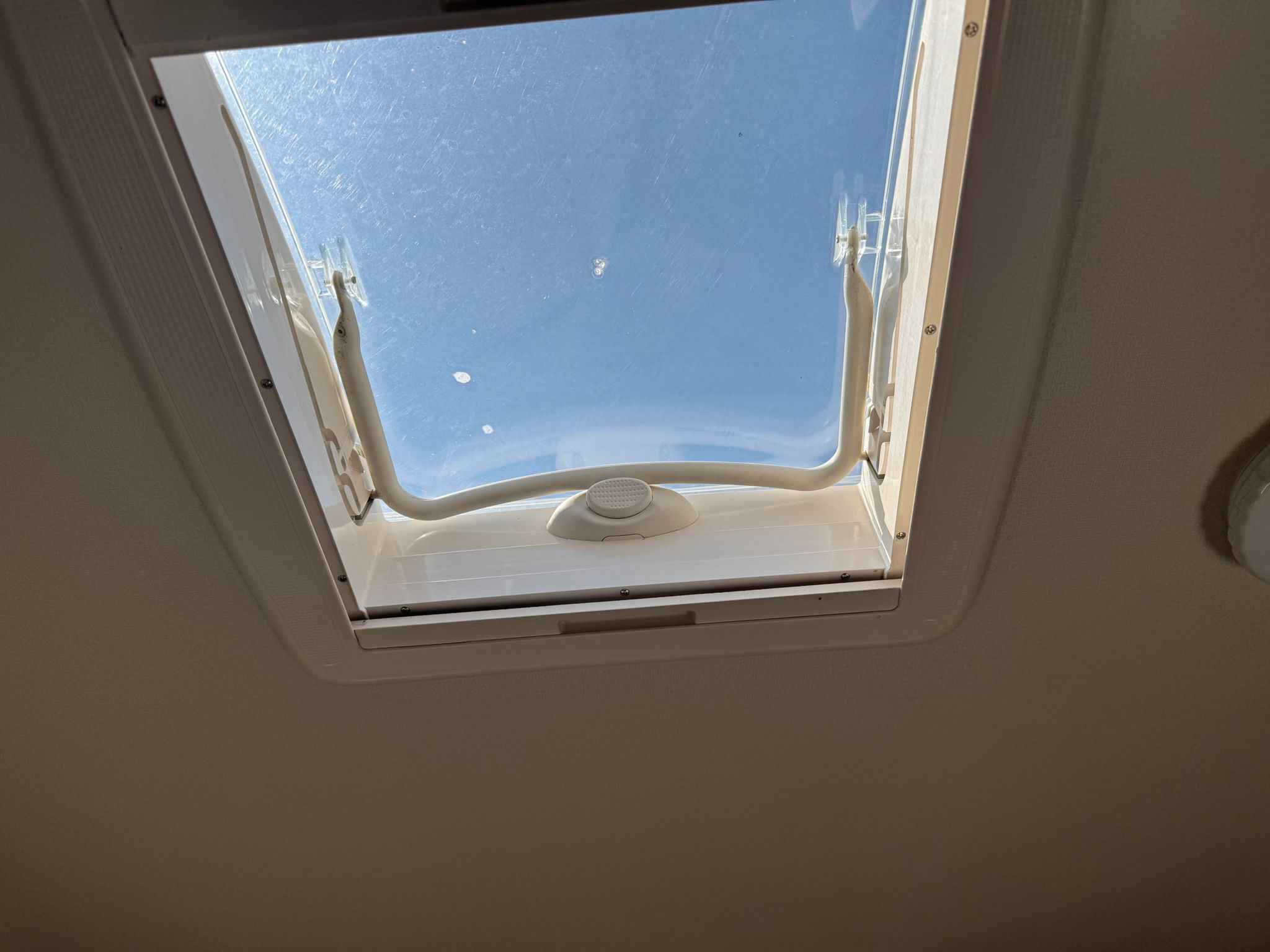 Swift Challenger 565- 2019 Caravan - Image 40
